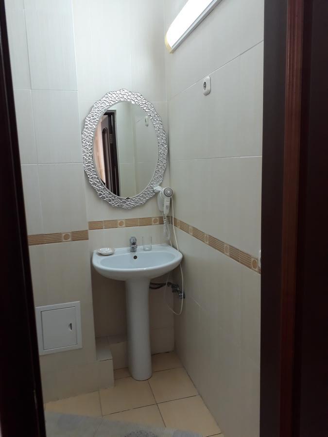 Hotel Botakoz Astana Extérieur photo